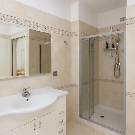 Sole E Residenza Luna 펜션 *